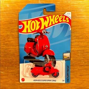 Hot Wheels VESPA 90 SS Red Scooter Toy COLLECTIBLE Collectors Item